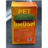Image 2 : Pet Brush Spray Massage Comb in Green/Red