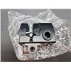 Image 2 : LF10-4H Pressure Switch, 140-175 PSI