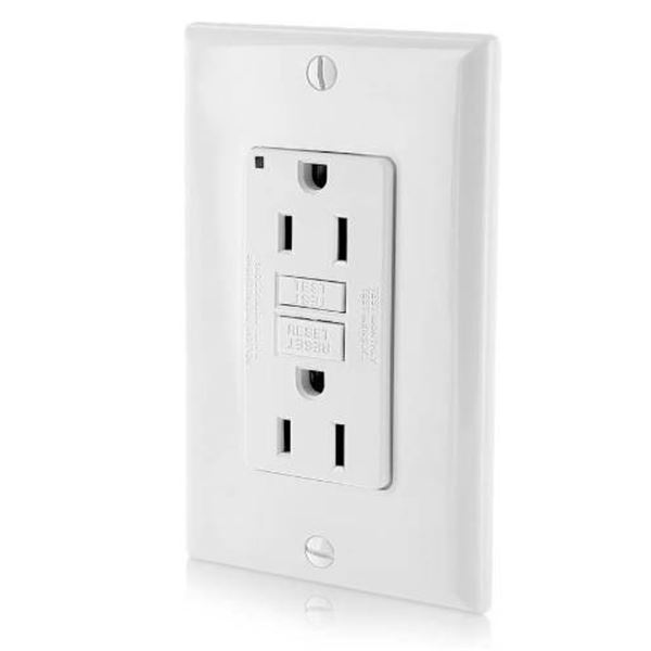 Leviton SmartlockPro GFCI Outlet with Wallplate, 15 Amp, 125 Volt