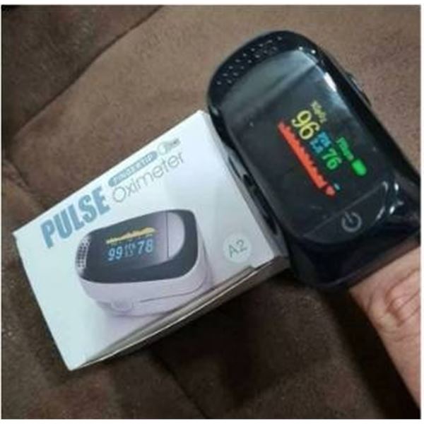 Fingertip Pulse Oximeter Model A2 with Tracker Smart Display