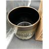 Image 2 : Abbott Collection Small Ombre Glaze Planter with Feet â€“ 6.25 in H
