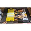 Image 2 : Lodge Double-Sided Cast Iron Griddle With Multiple Cooking Areas