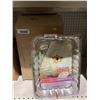 Image 2 : Handi-Foil Cook-n-Carry 13Ã—9 Cake Pans and Lids Set â€“ Lot of 12