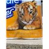 Image 2 : Royale Tiger Towel 2-Ply Paper Towels, Lot of 2 Packs