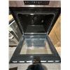 Image 3 : Bosch Stainless Steel Built-In Double Wall Oven, Model HBL8651UC