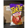 Image 2 : Takis Kaboom Ketchup Sriracha 14 x 260g Snack Bag