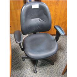 Black Leather Multi Lever Midback