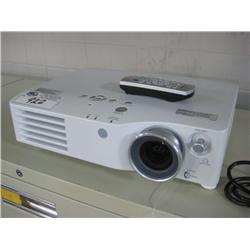 Panasonic Pt-ax100u Lcd Projector