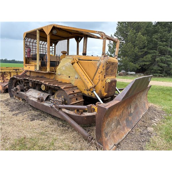 (Lots 806 & 807 are a Group Lot) CAT D7-17A 12ft. Blade, Canopy. Pup Start, 22in. Tracks plus extra