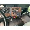 Image 9 : IMPORTANT NOTE: (Lots 808, 809 & 810 are a Group Lot) 1997. T800 Kenworth N14 motor, 15 spd., 44in.