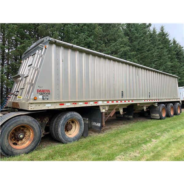 (Lots 808, 809 & 810 are a Group Lot) 2008 Dakota Cancade Tridem Alum. Grain Trailer 40ft,11Rx24.5 T