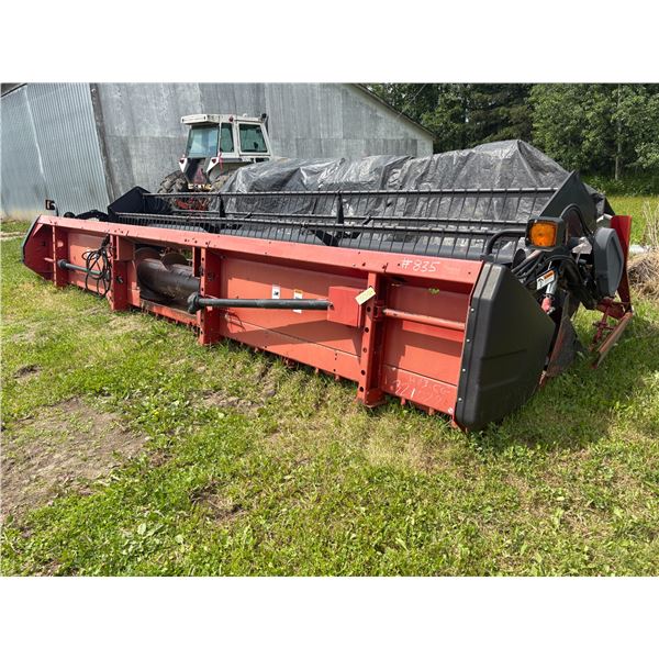 (Lots 834 & 835 are a Group Lot) Case 1020 Header 22ft. C/W Pick-up Reels s/n: 1JC0321027