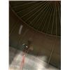Image 3 : Round Wood Grain Bin on Concrete c/w auger system. Grain Bins to be Removed by Oct 1st. PH Jovi (780