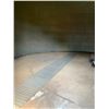 Image 5 : (Lots 841 & 842 are a Group Lot) 7 Ring Bin on Concrete c/w ladder & Auger System, approx. 25ft. dia