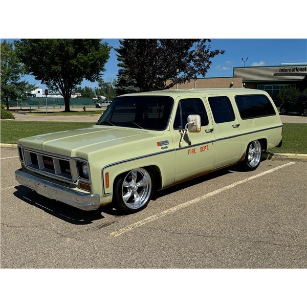 RESERVE LIFTED!! 1973 GMC Suburban Custom 15 Hundred