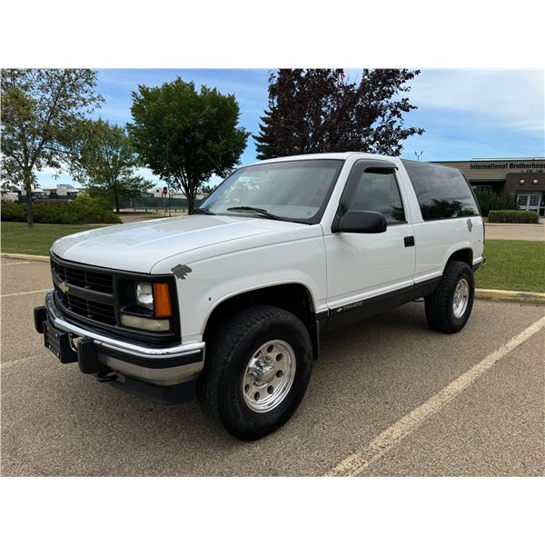 NO RESERVE 1999 Chevrolet Tahoe 4x4