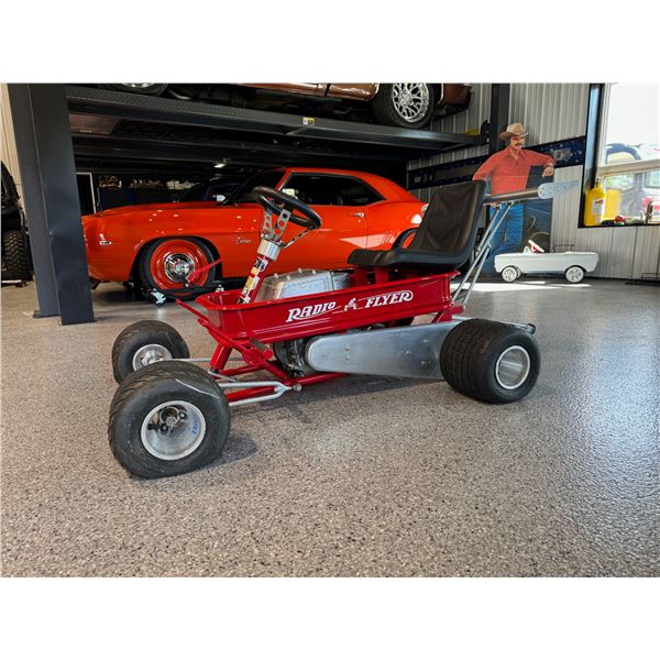 RESERVE LIFTED!!! Radio Flyer