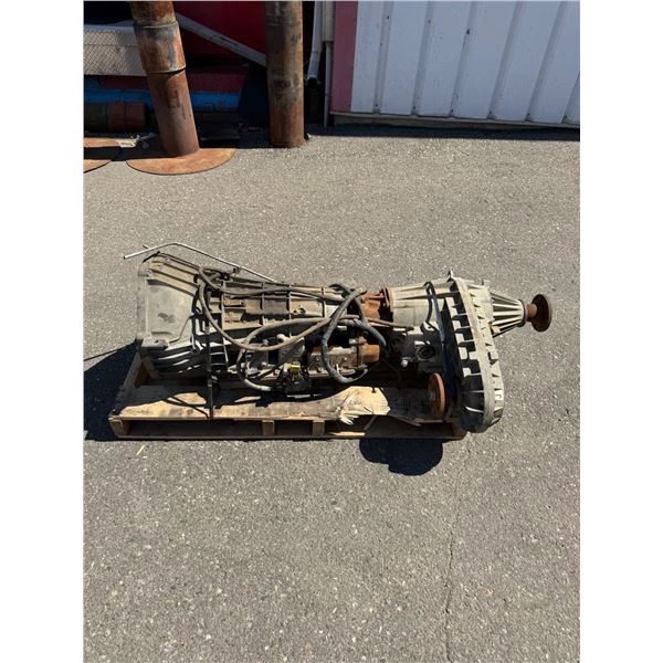 NO RESERVE Ford 5R110W transmission and transfer case