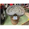Image 1 : NO RESERVE Vintage stool