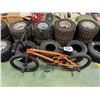 Image 1 : NO RESERVE General Lee BMX bike