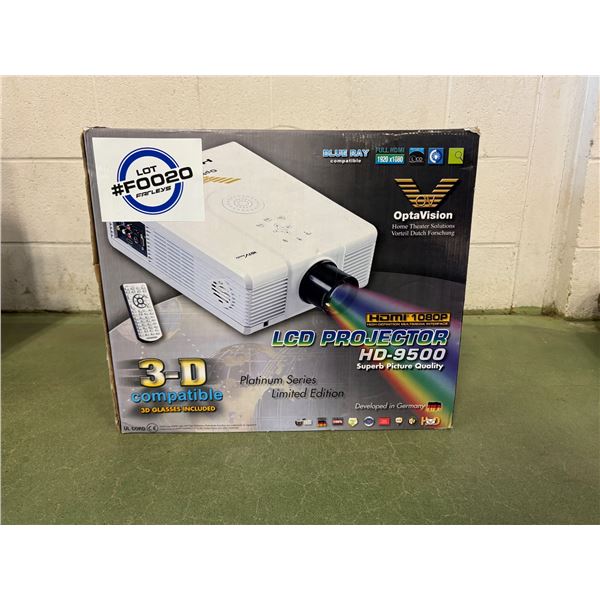 NO RESERVE LCD Projector