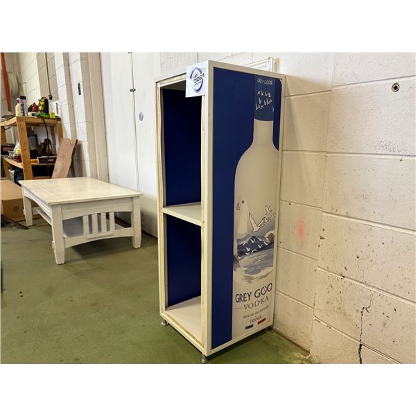 NO RESERVE Grey goose Stand