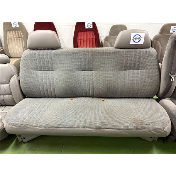 NO RESERVE OBS Benchseat