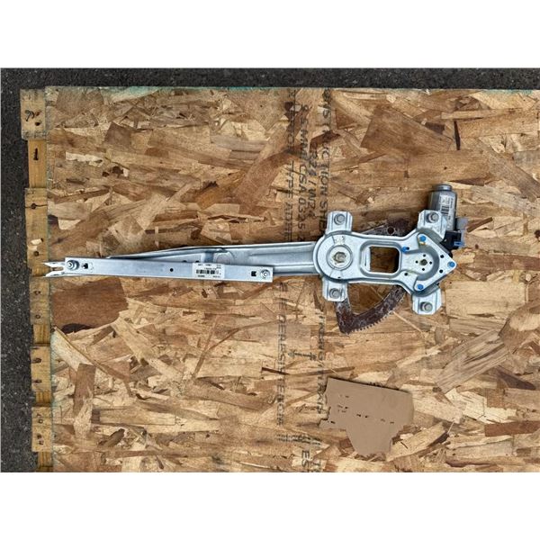 NO RESERVE Ford F-350 2004-2008 Window actuator