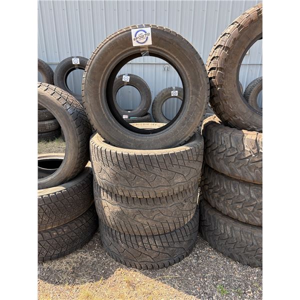 NO RESERVE Venom Power Ice Hunter HT 33x12.50R20 Tires