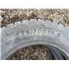 Image 5 : NO RESERVE 225/70R19.5 TIRES