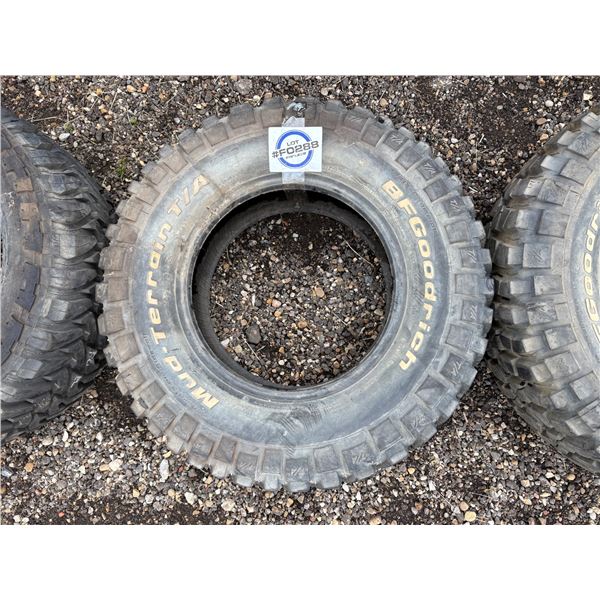 NO RESERVE BFGoodrich Mud-Terrain T/A 285/70R17 Tire