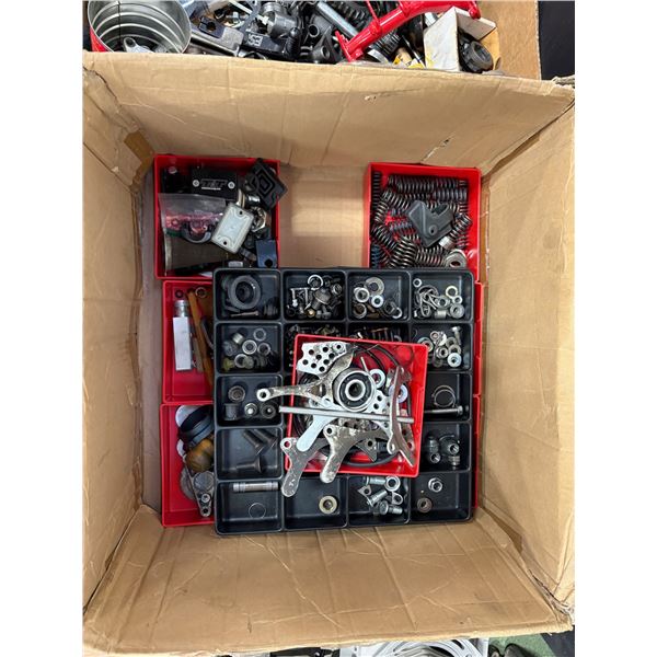 NO RESERVE Honda TRX 250R Misc Parts