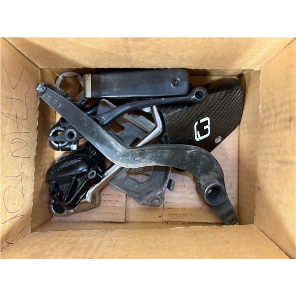 NO RESERVE Honda TRX 250R Misc Parts