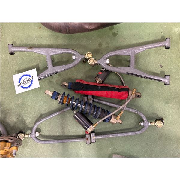 NO RESERVE Honda TRX 250R Misc Control arms