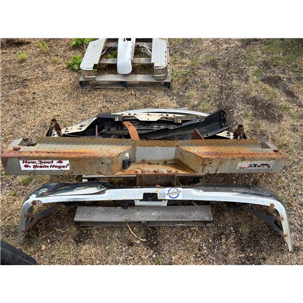 NO RESERVE Misc Bumpers