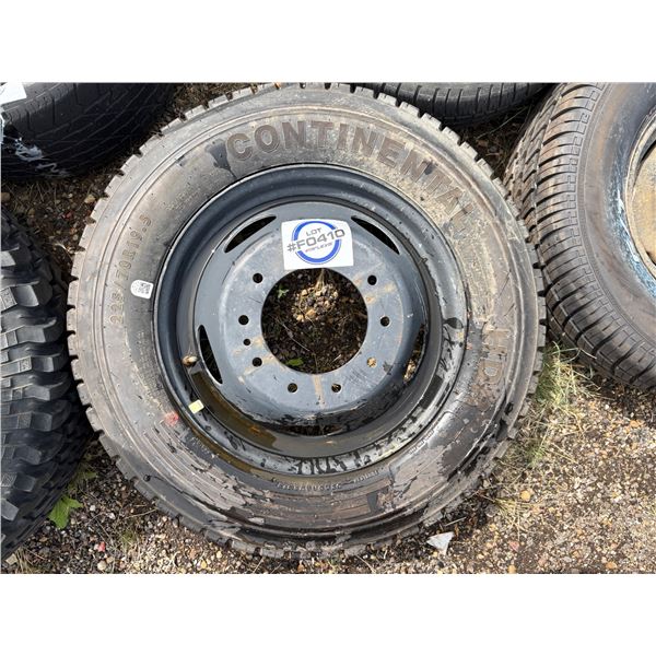NO RESERVE Continental HDR 225/70R19.5 Tire w/ Rim