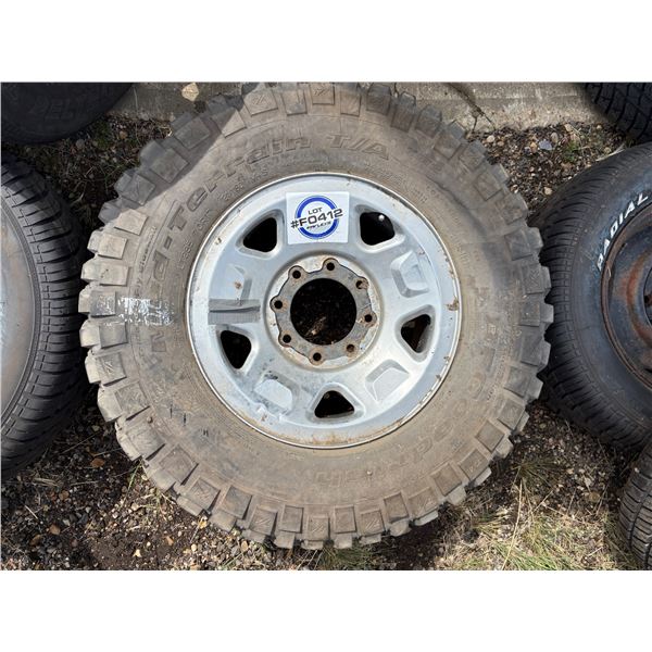 NO RESERVE BFGoodrich Mud Terrain T/A Tire 285/70R17 w/ 8x170 Rim