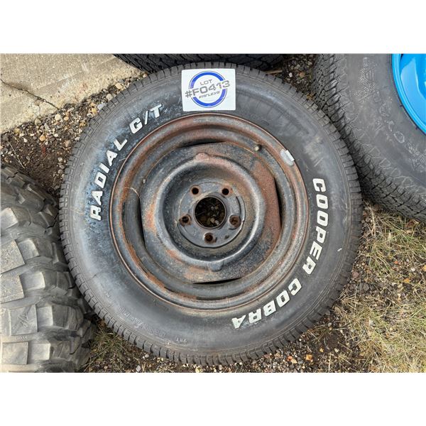 NO RESERVE Cooper Cobra Radial G/T 235/60R15 w/ 5x4.75 Rim
