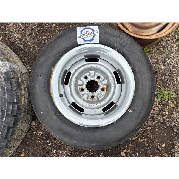 NO RESERVE Goodyear Arriva 195/75R15 Tire w/ 5x4.75 Rim
