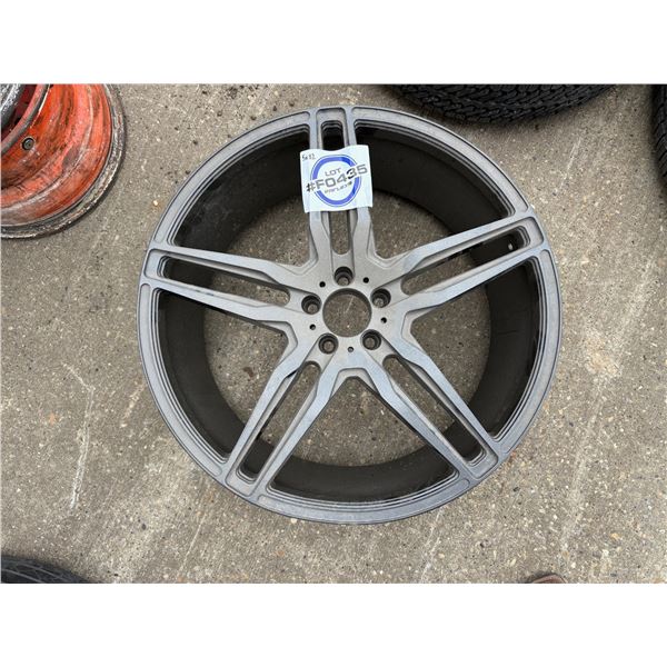 NO RESERVE Mercedes Rim
