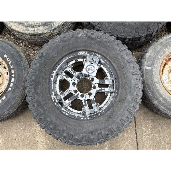 NO RESERVE Goodyear Wrangler Duratrac Tire and rim
