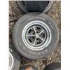 Image 2 : NO RESERVE Misc tires and rim