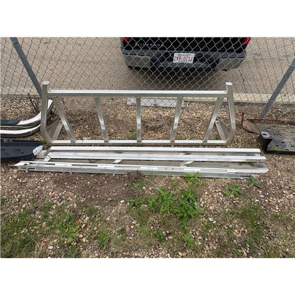 NO RESERVE Headache rack and box rails