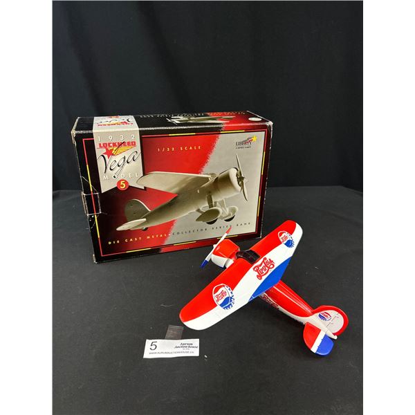 1932 Lockheed Vega Model 5 1/32 Scale Diecast Metal Plane in Original Box
