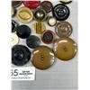 Image 3 : 30+ 1940s-50s Bakelite Buttons
