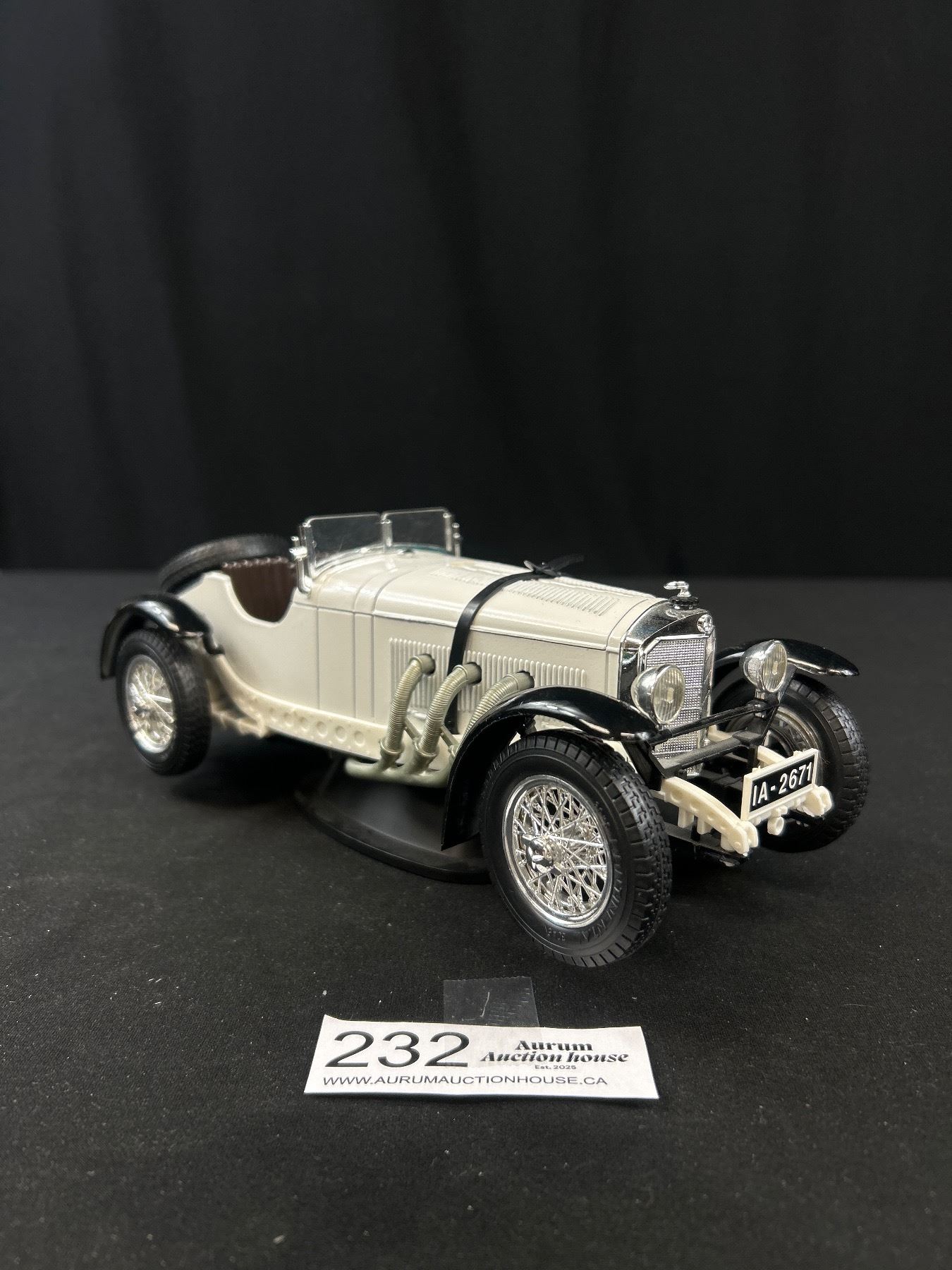1/18th Scale Made in Italy, Mercedes Benz, Diecast Car