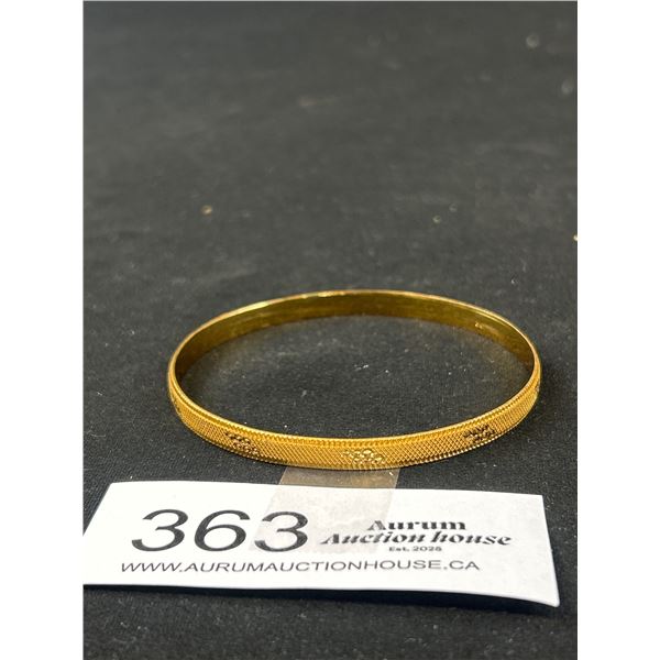 Beautiful Raised Engraved Gold Tone Bangle Marked 18k