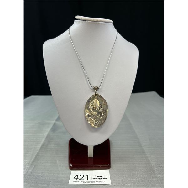 Quality Silver w/ Mother of Pearl Pendants Necklace