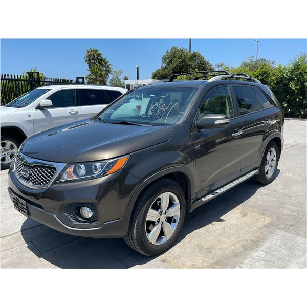 KIA  SORENTO 2012 O/S T-DON