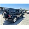 Image 3 : JEEP WRANGLER 2012 O/S TITLE 2 DAYS